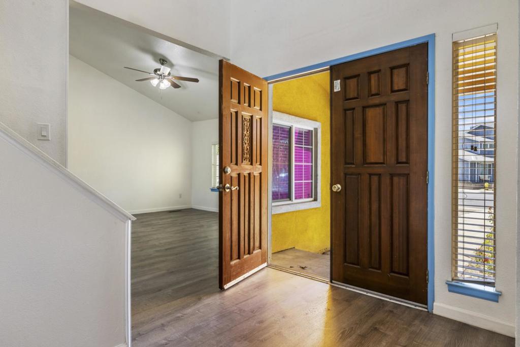 800 Treasure Ln, Manteca, CA 95337