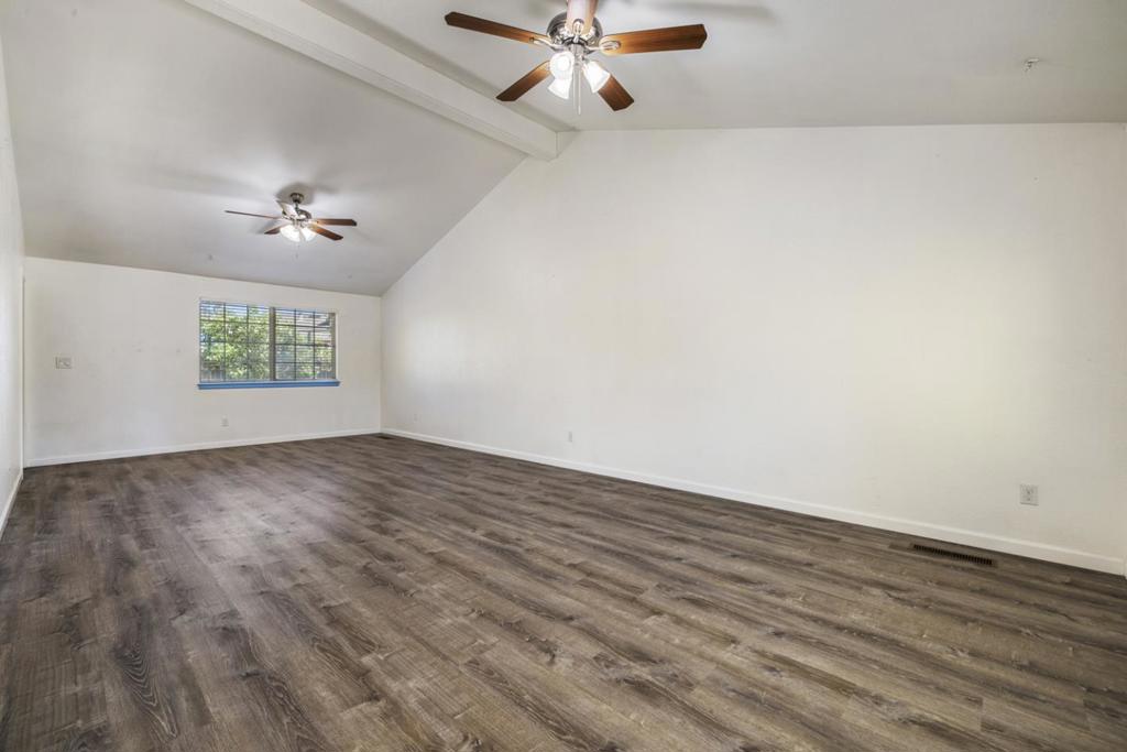 800 Treasure Ln, Manteca, CA 95337