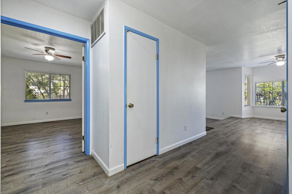 800 Treasure Ln, Manteca, CA 95337