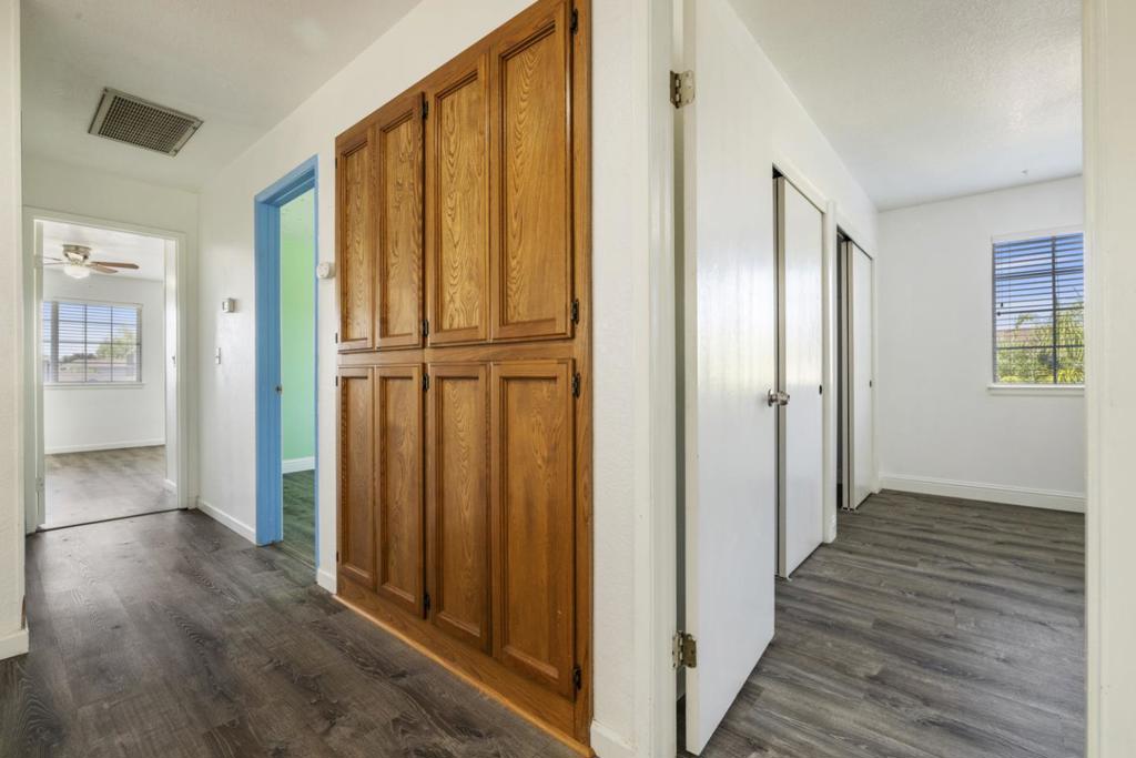 800 Treasure Ln, Manteca, CA 95337