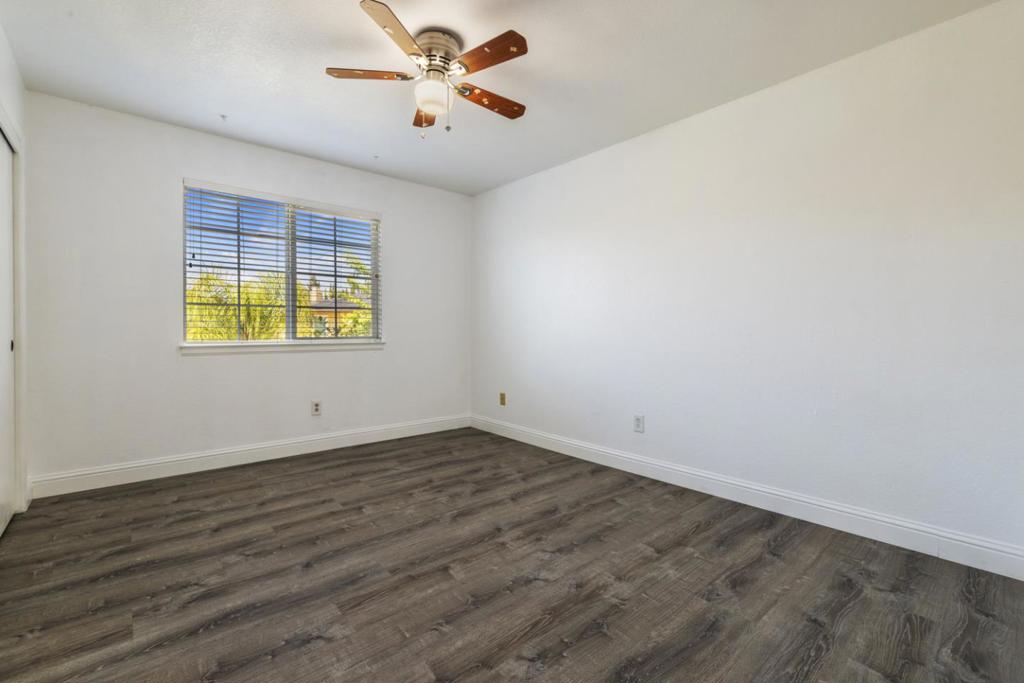 800 Treasure Ln, Manteca, CA 95337