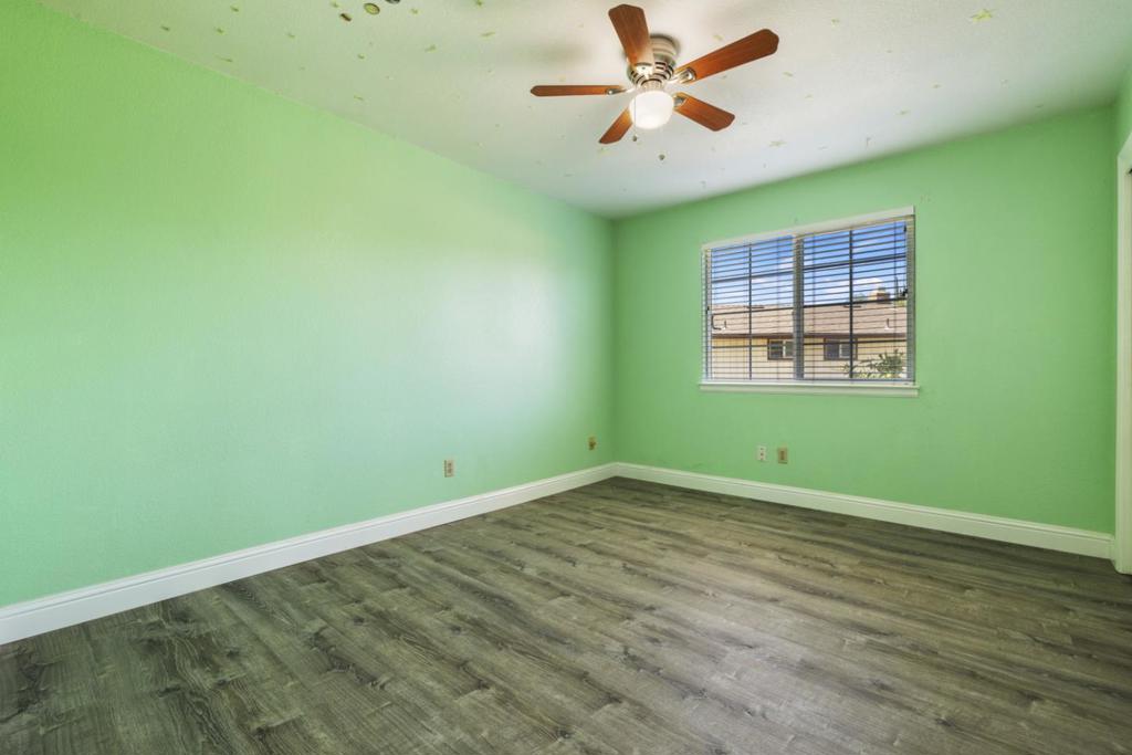 800 Treasure Ln, Manteca, CA 95337