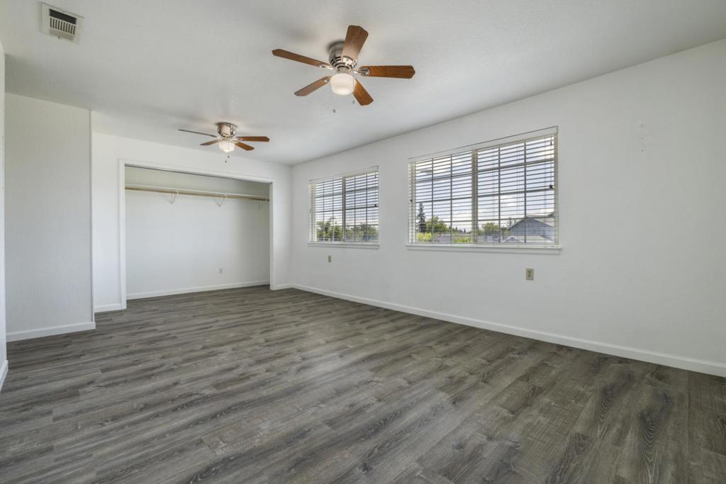 800 Treasure Ln, Manteca, CA 95337