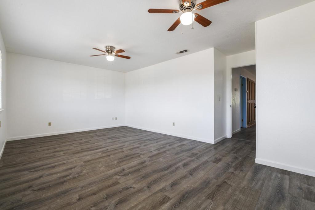 800 Treasure Ln, Manteca, CA 95337