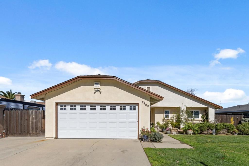 2409 Lavon Ln, Ceres, CA 95307