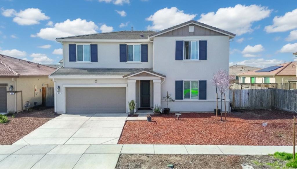 341 Manchester Dr, Los Banos, CA 93635