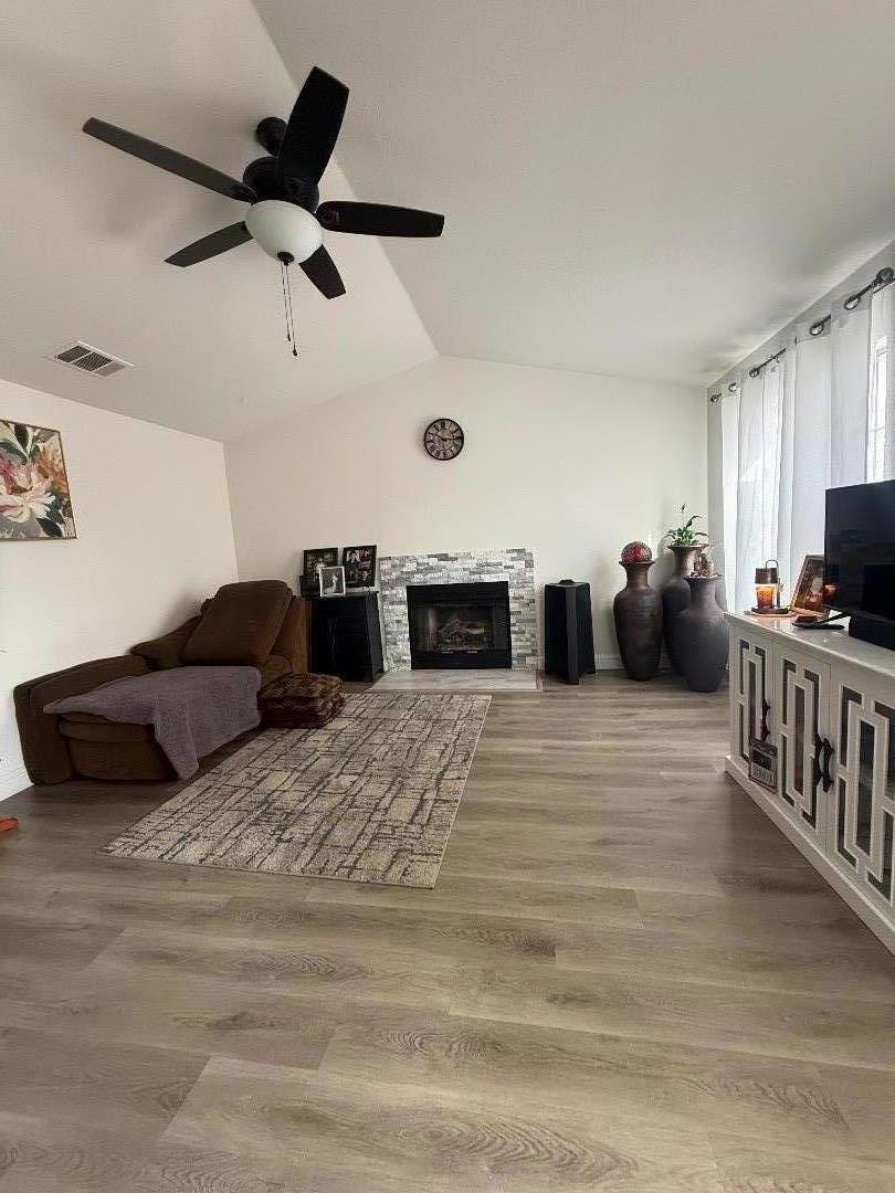 170 Willow Springs Ave, Coalinga, CA 93210