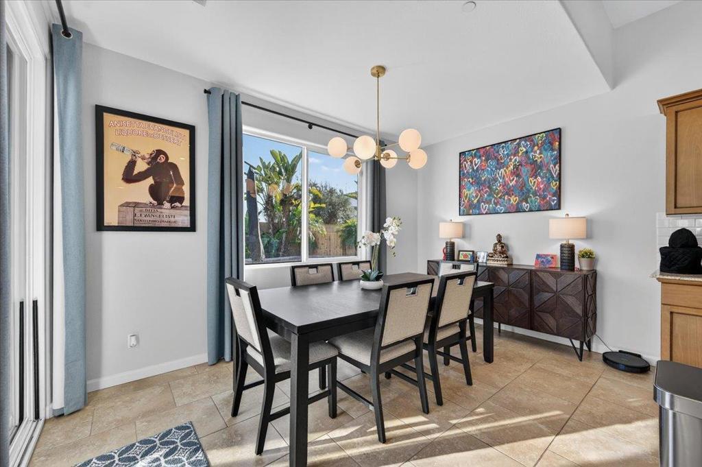 6625 W Vine Ct, Visalia, CA 93291