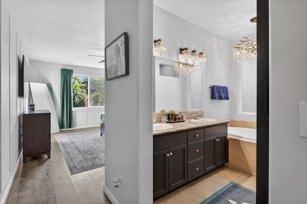 6625 W Vine Ct, Visalia, CA 93291