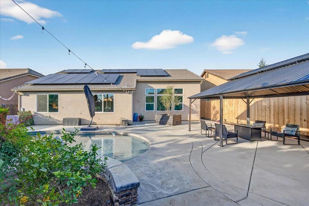 6625 W Vine Ct, Visalia, CA 93291