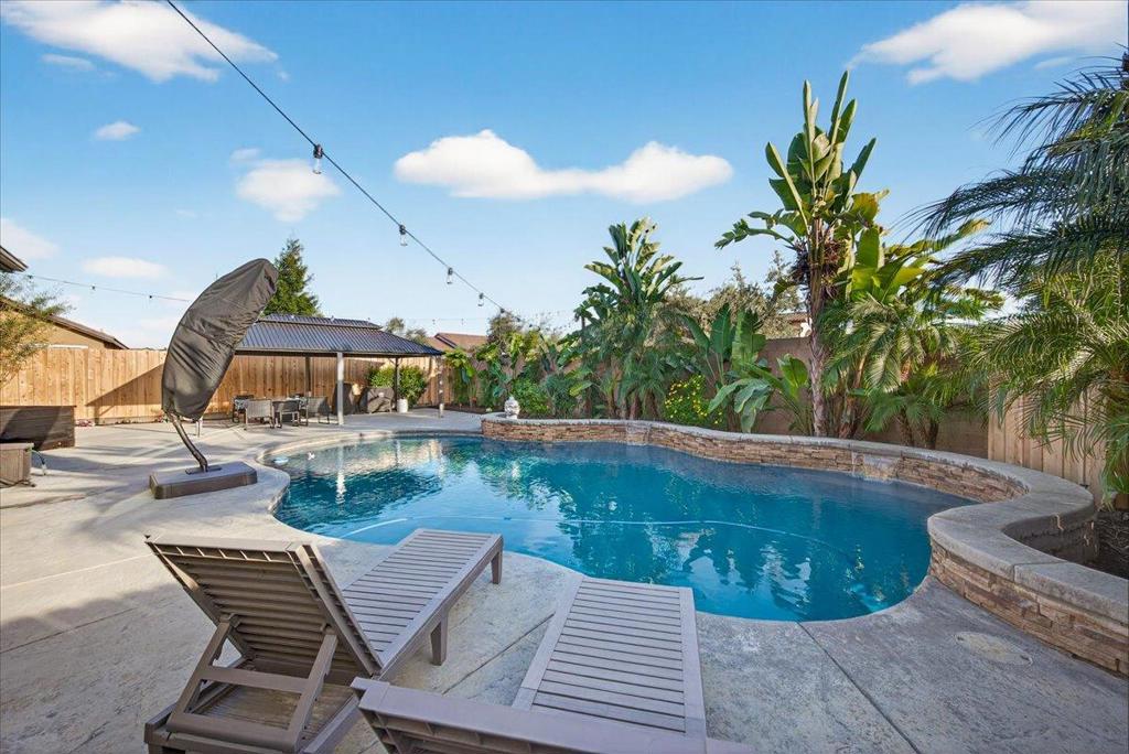 6625 W Vine Ct, Visalia, CA 93291