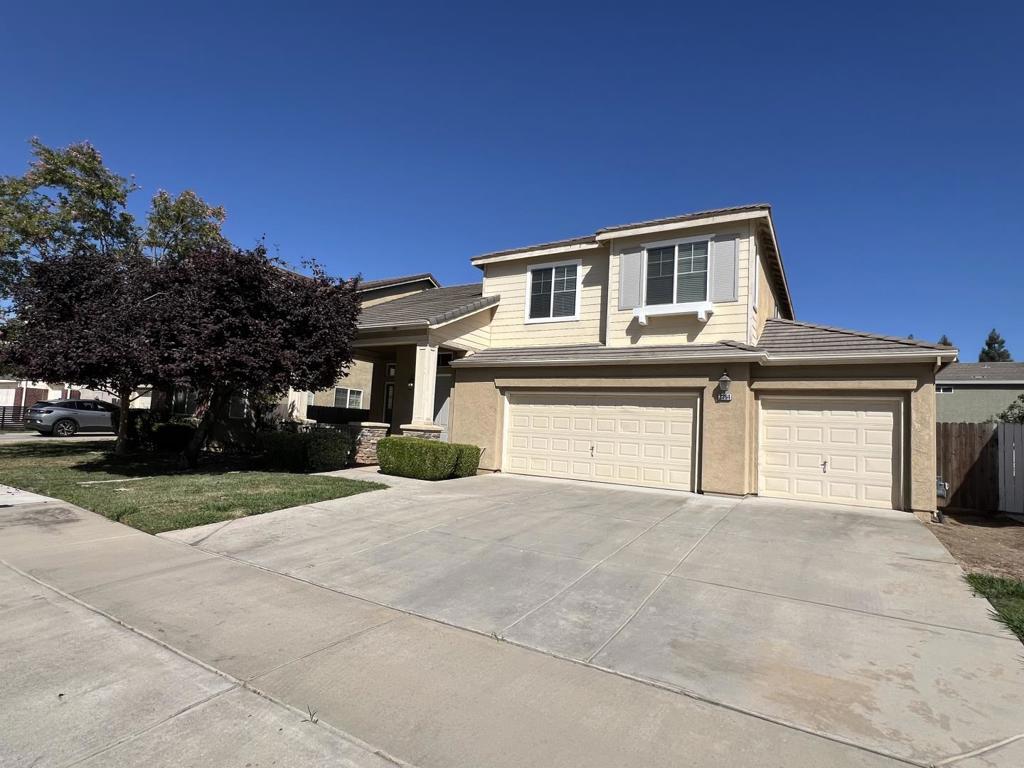 2364 River Rock Dr, Merced, CA 95340