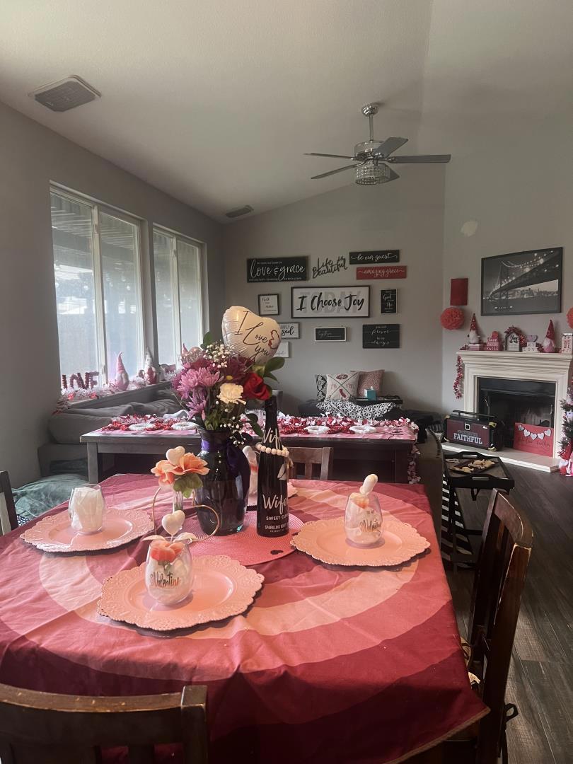 1976 Reading Way, Manteca, CA 95337