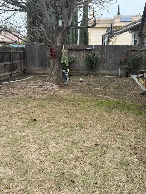 375 Chestnut St, Los Banos, CA 93635