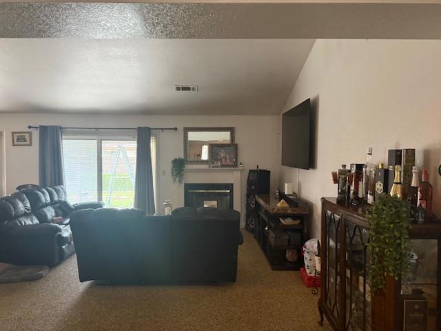 375 Chestnut St, Los Banos, CA 93635