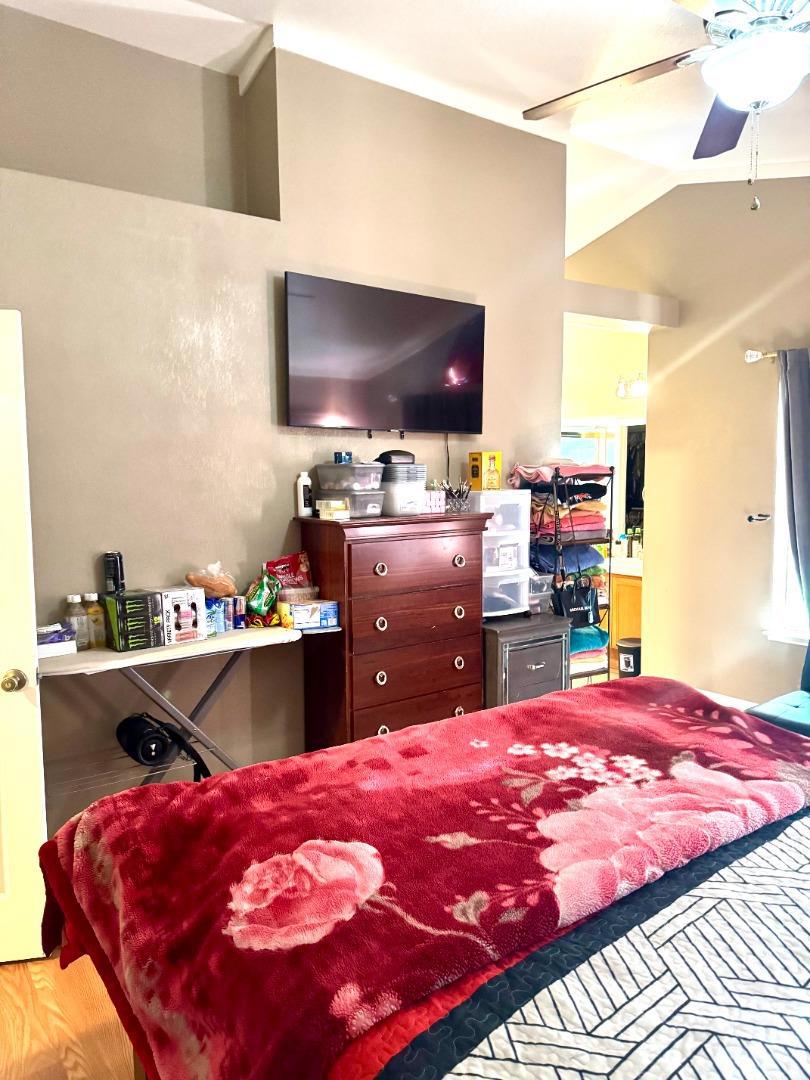 1363 Merganser Ct, Newman, CA 95360