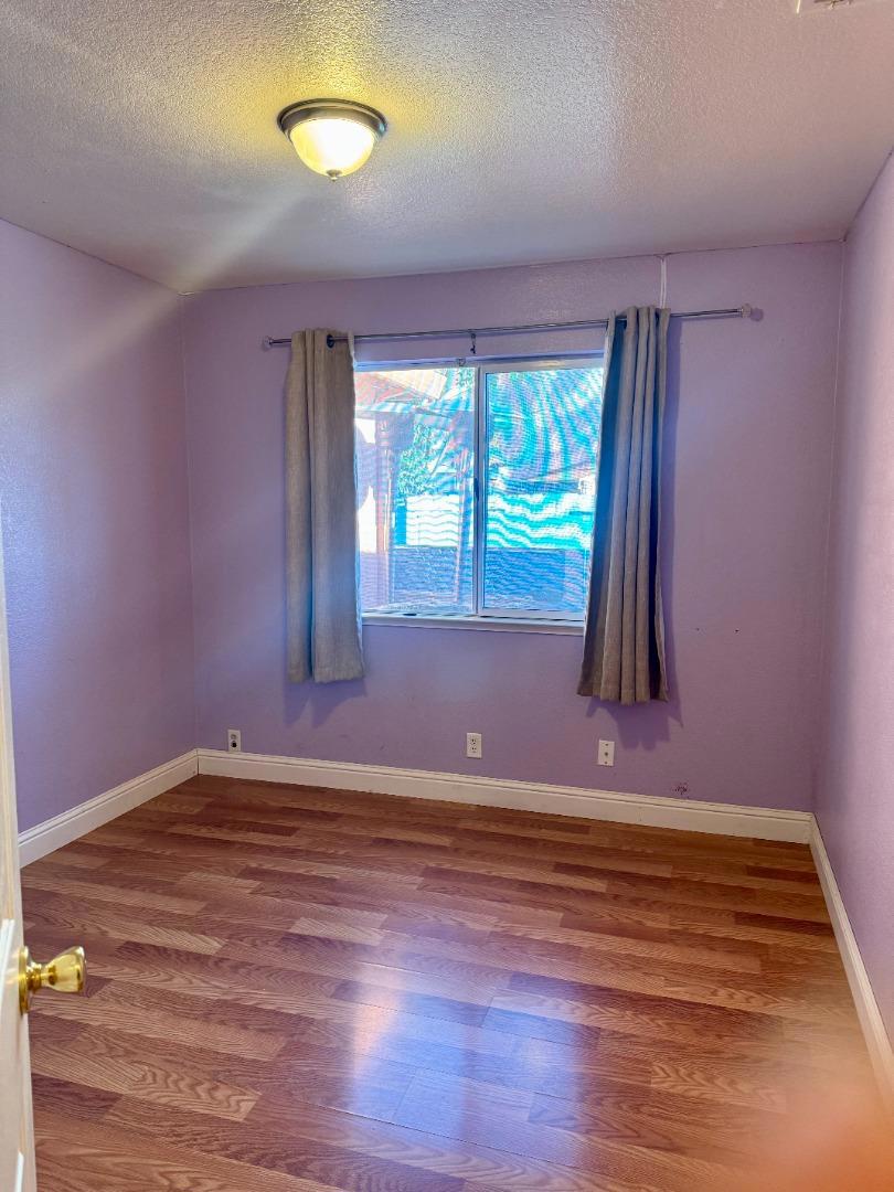 1363 Merganser Ct, Newman, CA 95360