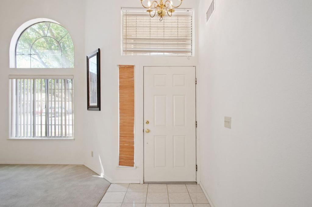 1622 Fir, Los Banos, CA 93635