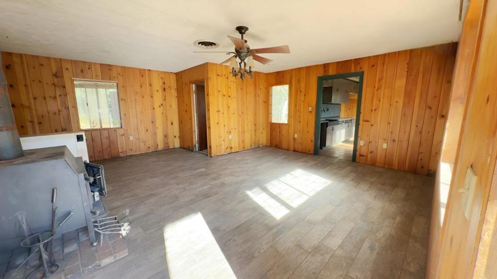 9751 Ernst Rd, Coulterville, CA 95311