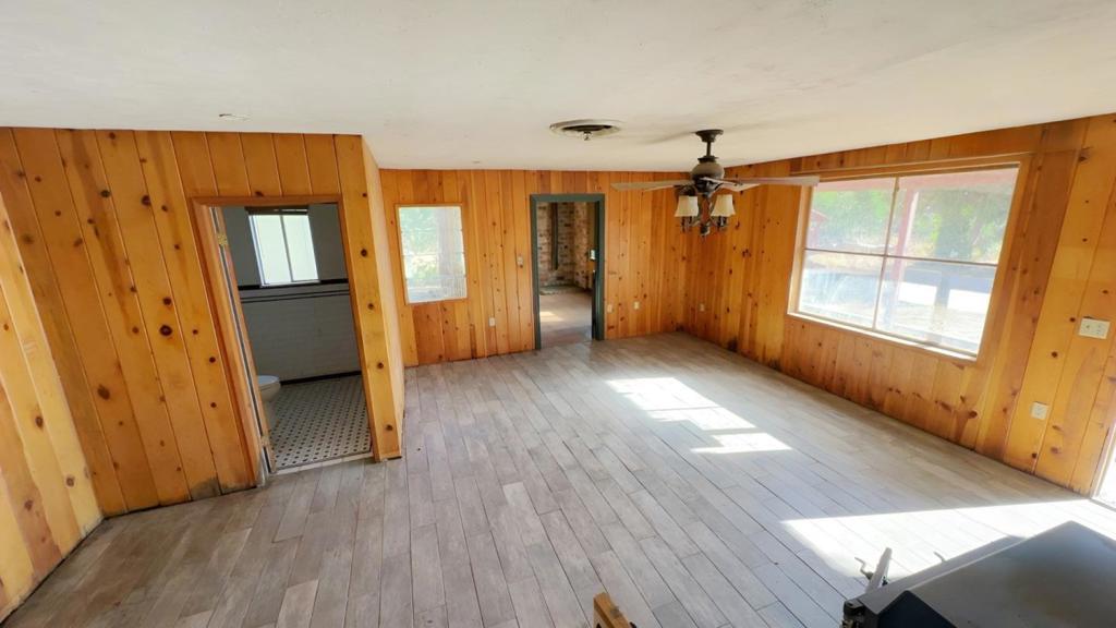 9751 Ernst Rd, Coulterville, CA 95311