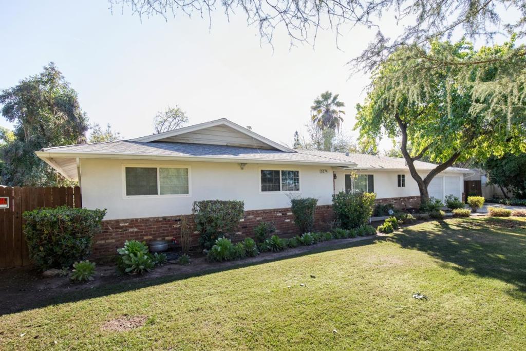 5274 N Nantucket Ave, Fresno, CA 93704