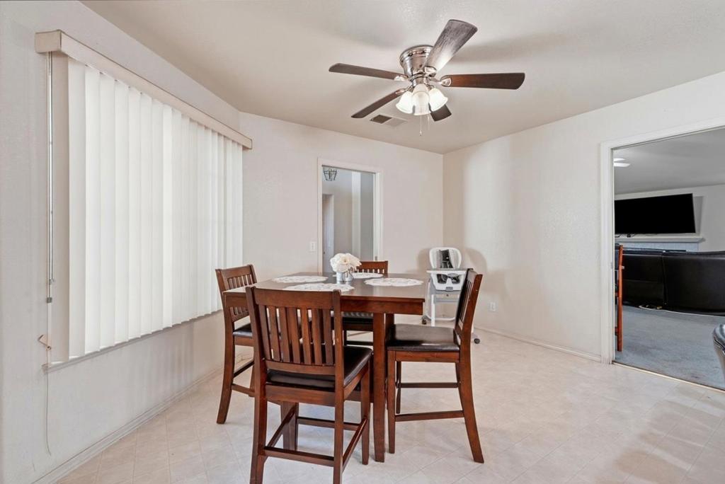 3882 Pintail Ct, Merced, CA 95340