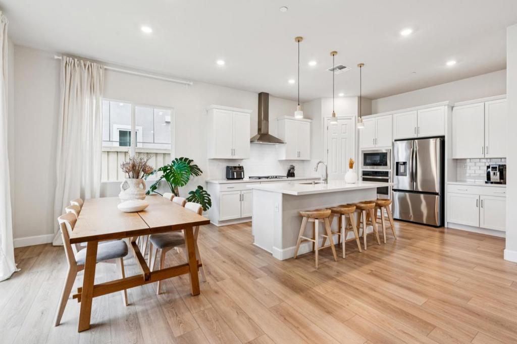 1889 Water St, Brentwood (CC), CA 94513