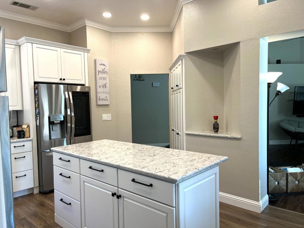 462 Chablis Way, Manteca, CA 95337