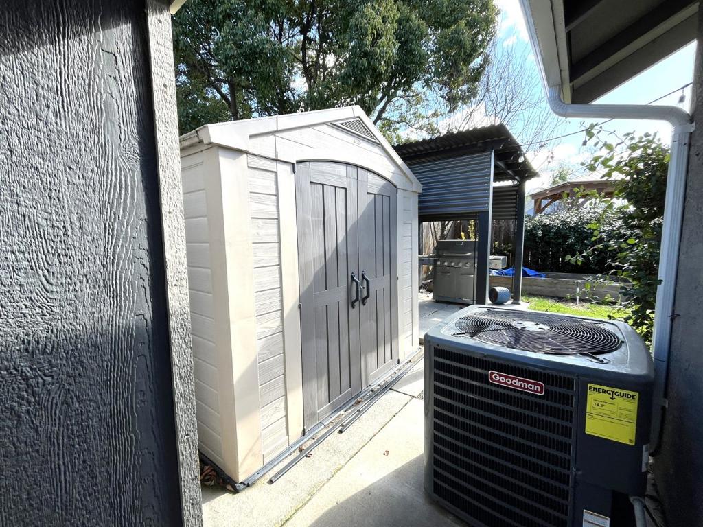 462 Chablis Way, Manteca, CA 95337