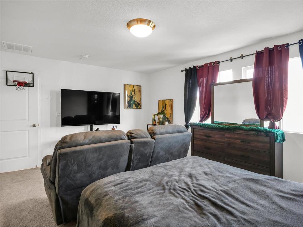 1415 Crimson Ln, Manteca, CA 95336