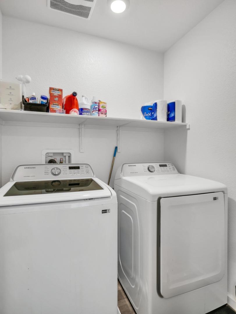 1415 Crimson Ln, Manteca, CA 95336