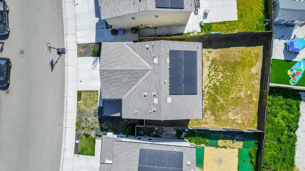 1415 Crimson Ln, Manteca, CA 95336