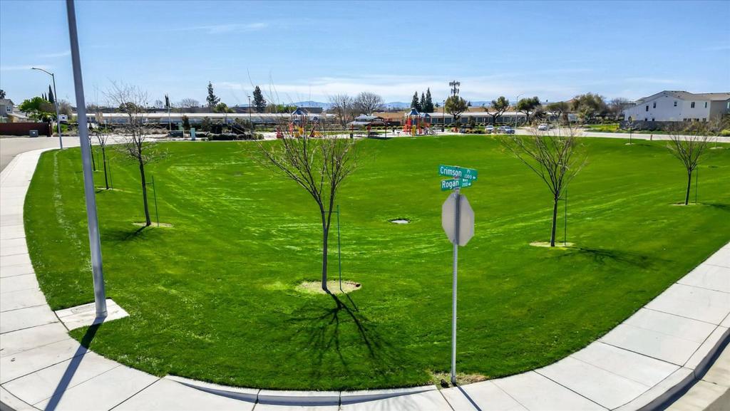 1415 Crimson Ln, Manteca, CA 95336