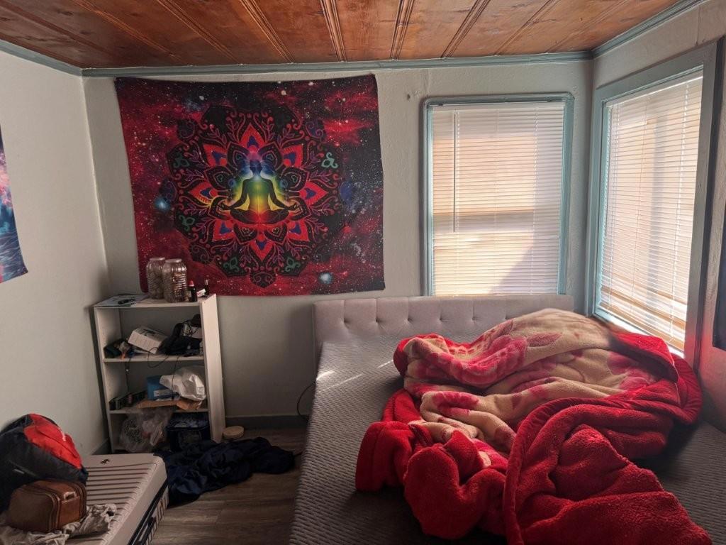 322 Poplar Ave, Manteca, CA 95336