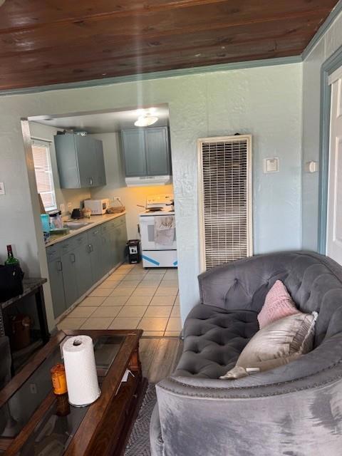 322 Poplar Ave, Manteca, CA 95336