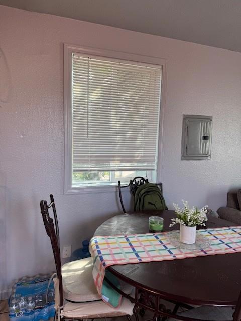 322 Poplar Ave, Manteca, CA 95336