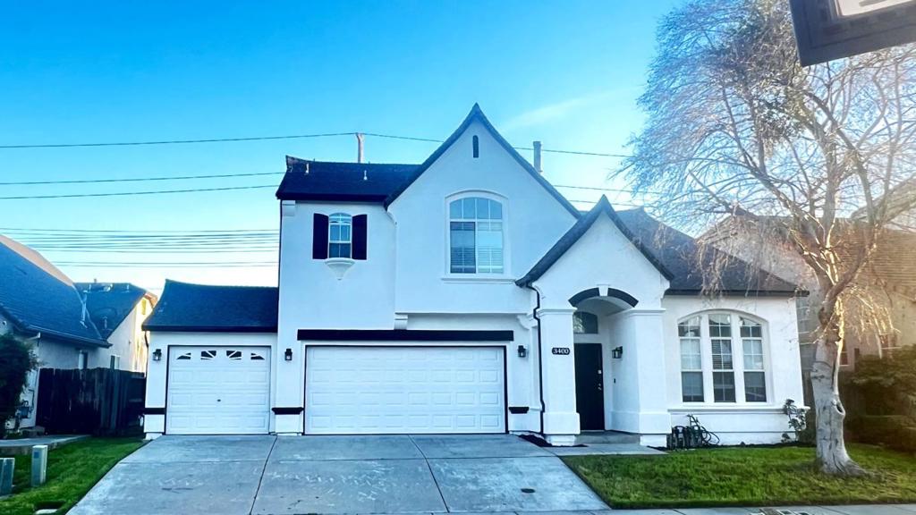 3400 Allan Adale Dr, Modesto, CA 95355