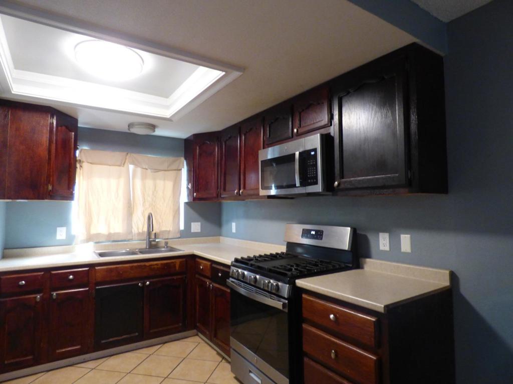 5850 E Ramona Ave, Fresno, CA 93727