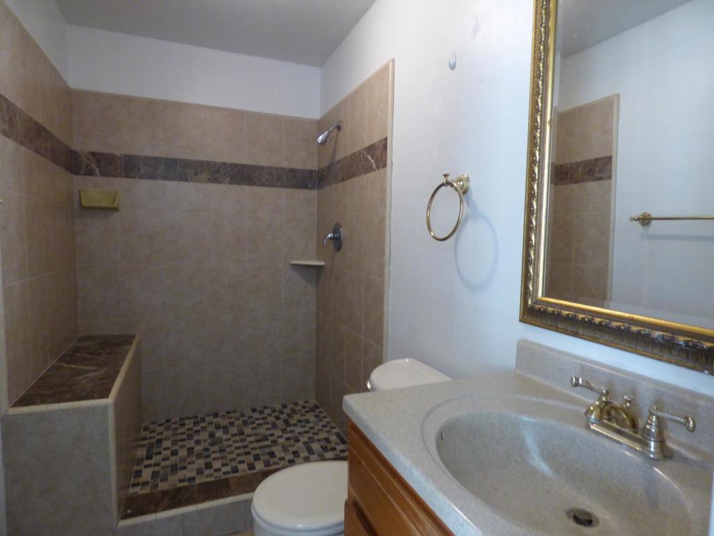 5850 E Ramona Ave, Fresno, CA 93727