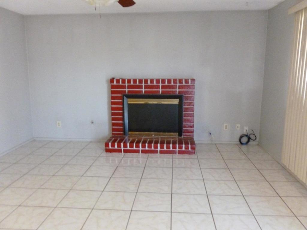 460 SE Jeremy Ct, Oakdale, CA 95361