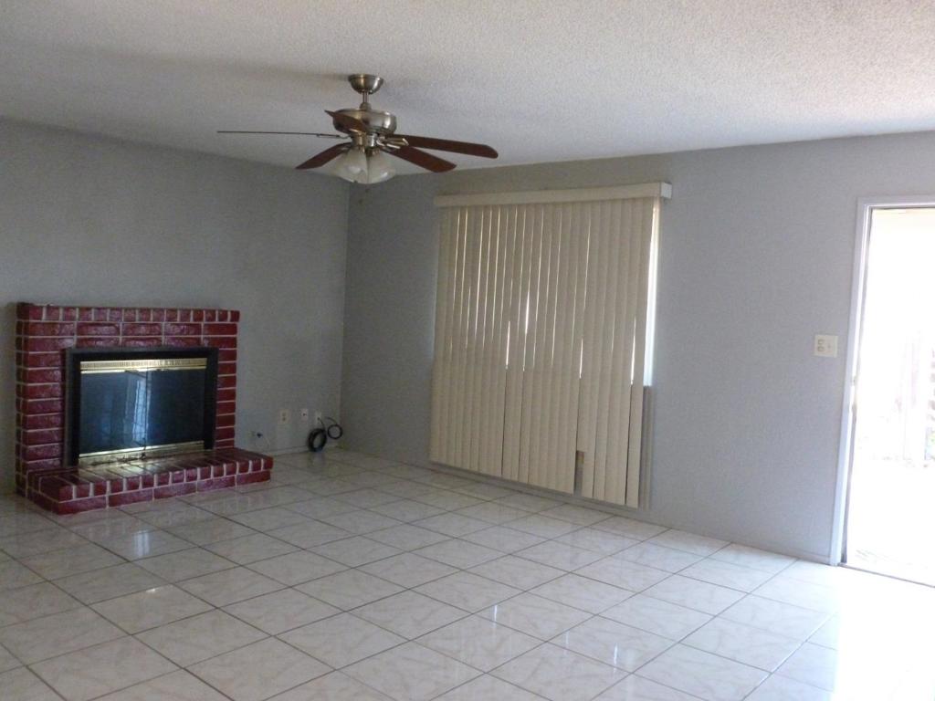 460 SE Jeremy Ct, Oakdale, CA 95361