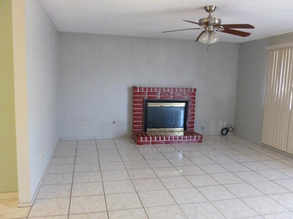 460 SE Jeremy Ct, Oakdale, CA 95361