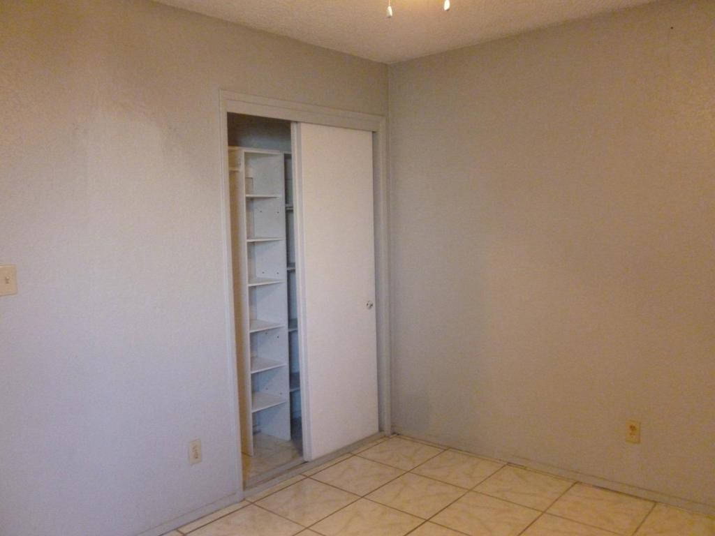 460 SE Jeremy Ct, Oakdale, CA 95361