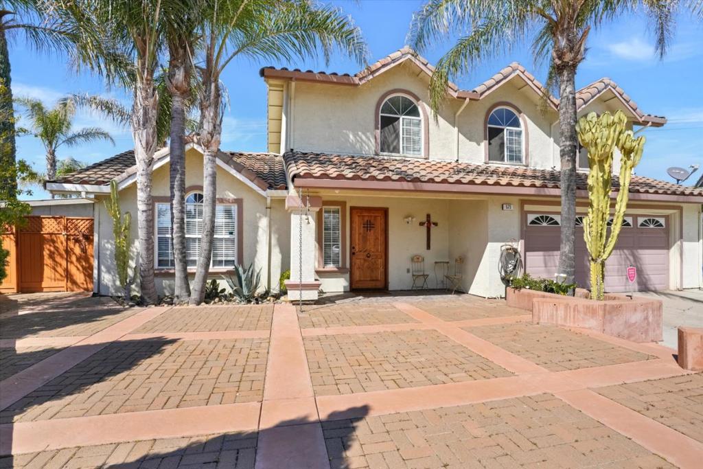 573 Rosewood Ct, Los Banos, CA 93635