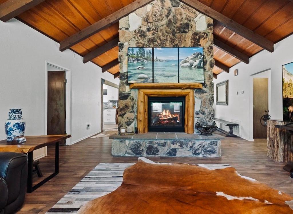 19271 Pine Mountain Dr, Groveland, CA 95321