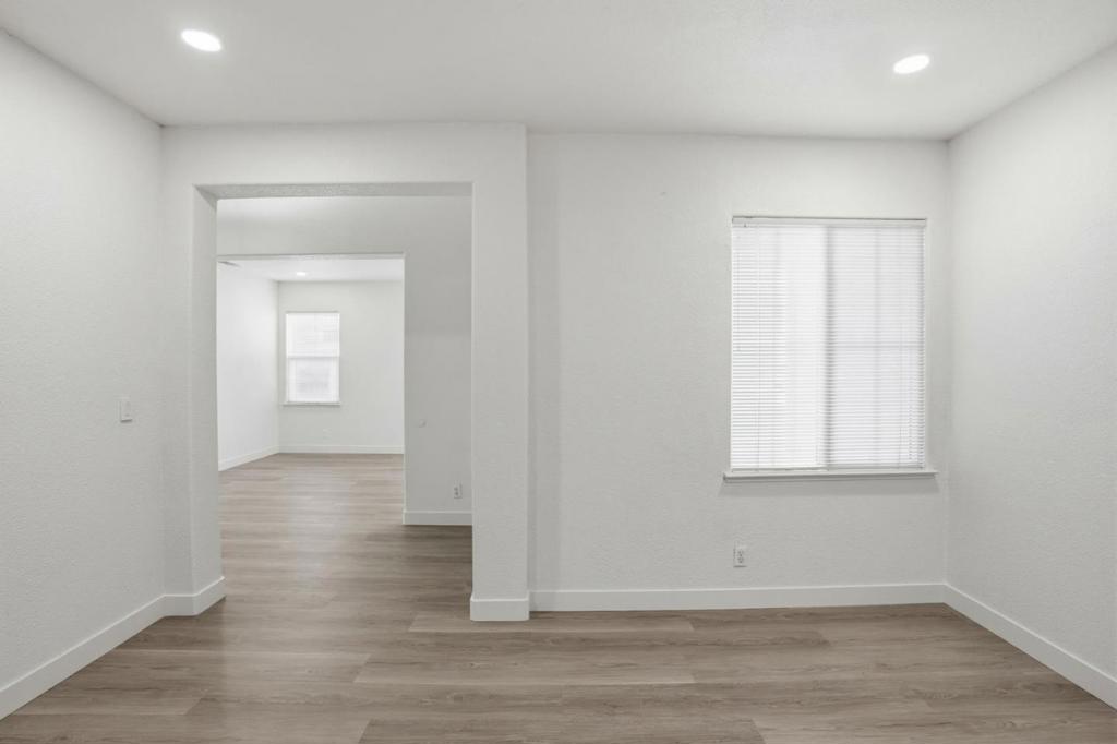 381 Honeybell St, Los Banos, CA 93635