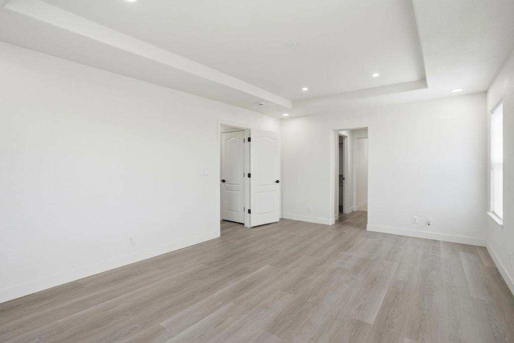 381 Honeybell St, Los Banos, CA 93635