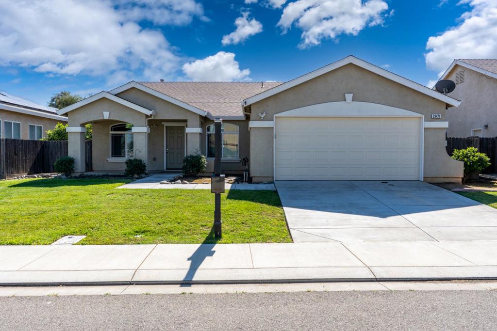 29471 Sonora Dr, Santa Nella, CA 95322