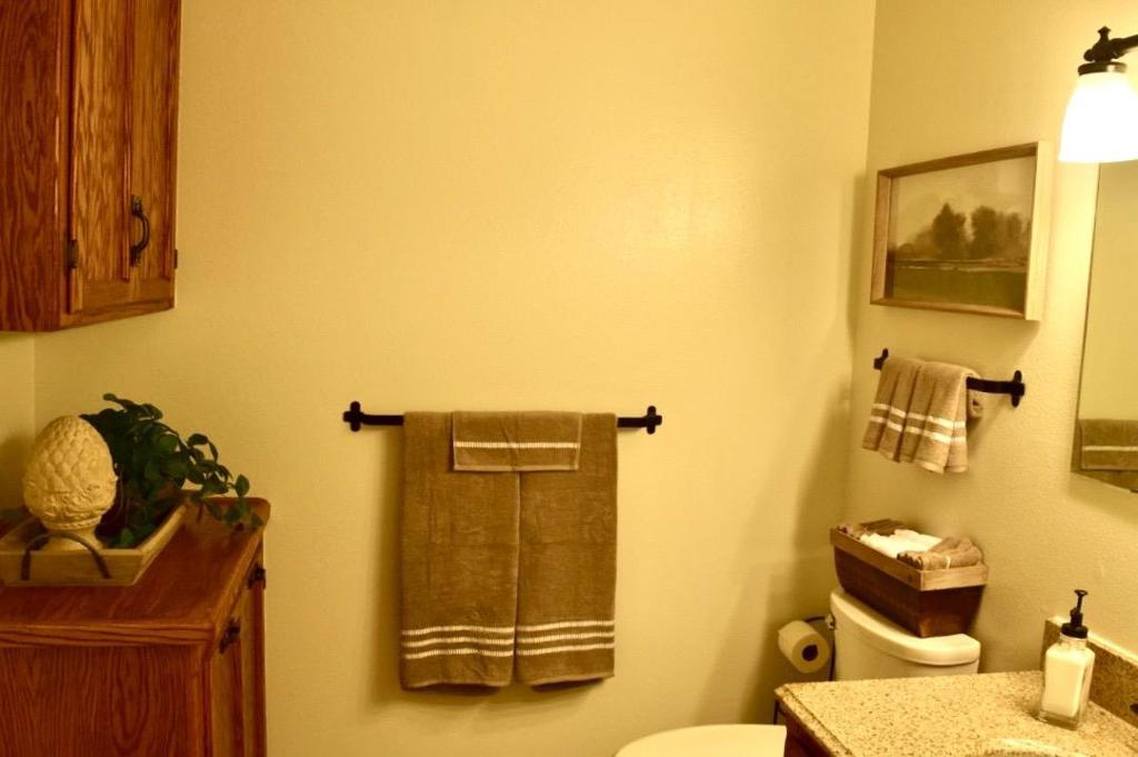 18727 Broadhurst Dr, Twain Harte, CA 95383