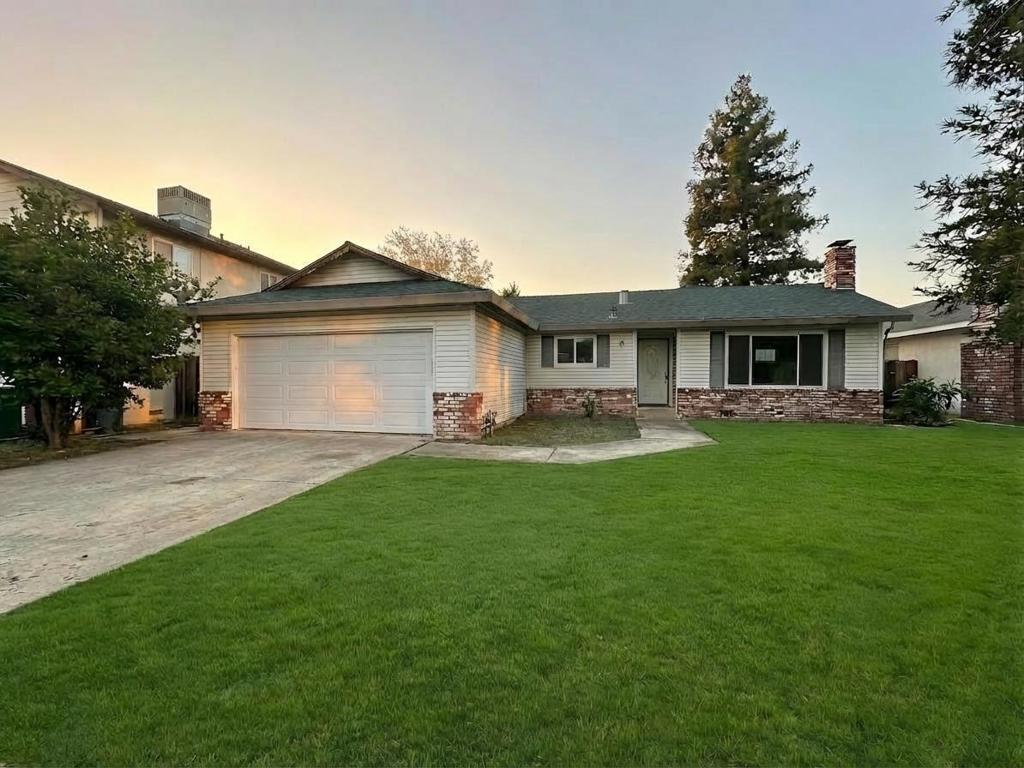 1465 W Tuolumne Rd, Turlock, CA 95382